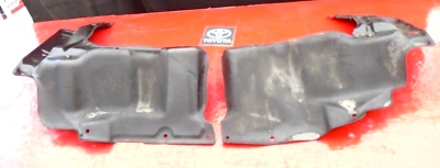 03 04 05 06 07 08 TOYOTA MATRIX MOTOR LATERAL PROTECTOR CONTRA SALPICADURAS JUEGO OEM Foto 1 de 4