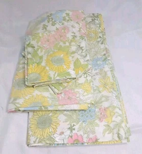 VTG 1960s Cannon Royal Family 2 Twin Flat Sheets Pink Green Floral Cotton Blend - Picture 1 of 3