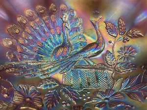VINTAGE CARNIVAL WONDERFUL NORTHWOOD PURPLE PEACOCKS ON THE FENCE RUFFLED BOWL - Picture 1 of 7