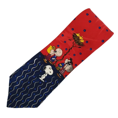 Corbata para hombre Peanuts Snoopy Charlie marrón y pandilla observación de aves Woodstock Foto 1 de 4