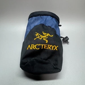 Arc'Teryx Chalk Bag Black And Blue Made in Canada - Picture 1 of 4