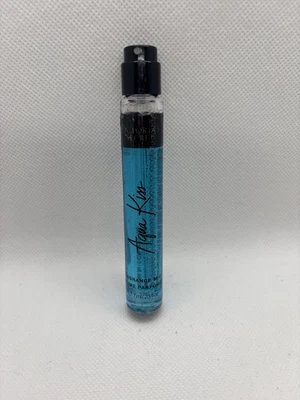 Aqua Kiss de Victoria’s Secret .23 fl oz EDP súper raro descontinuado Foto 1 de 4