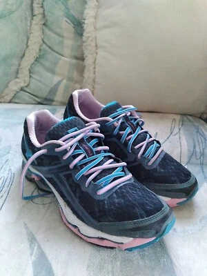 Zapatos para correr Mizuno Wave Creation 15 negros/rosa/azules para mujer talla 8,5 Foto 1 de 4