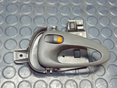 Pontiac Grand Am 1999-2005 manija de puerta interior delantera derecha gris oscuro Foto 1 de 2