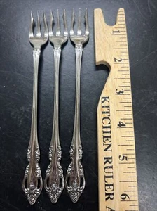 Oneida Community BRAHMS Edelstahl glänzend 3 Cocktailgabeln Besteck B.CROCKER - Bild 1 von 3