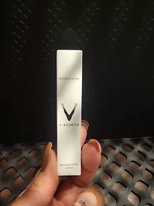 V KOSMETIK Eyeshadow Primer .20 Oz. Shade Light Medium Brand New In Box - Picture 1 of 2