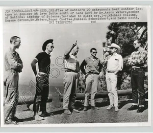 ASTRONAUTS NASA MICHAEL COLLINS GEOLOGY Lecture BEND Oregon 1964 Press Photo - Picture 1 of 2