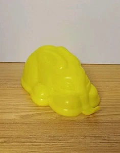 Plastic Rabbit Jelly Mould Bunny Baking Desert Shape Vintage Yellow VGC - Foto 1 di 5
