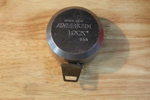 American Lock A2010 Hidden Shackle Padlock With One Key -PreOwned - Picture 1 of 2