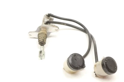 Cilindro maestro de freno Can-Am Defender HD10 1000 XT 16 705601461 52416 Foto 1 de 4