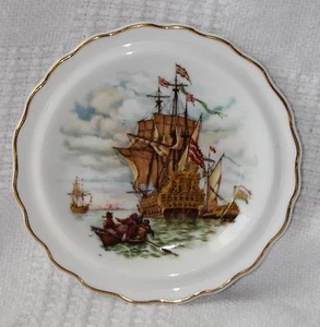 Royal Grafton Fine Bone China 4" Gold Trimmed Plate Galleon and Men in Rowboat - Picture 1 of 3