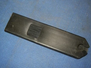 1987 SAAB 900 Convertible Front Seat Belt Stiffener - Bild 1 von 2