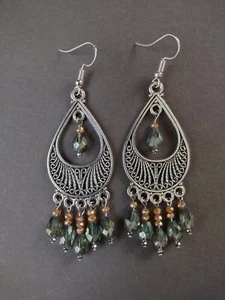 Boucles d'oreilles pendantes lustre fait main argent sauge et cristal doré - Photo 1 sur 1