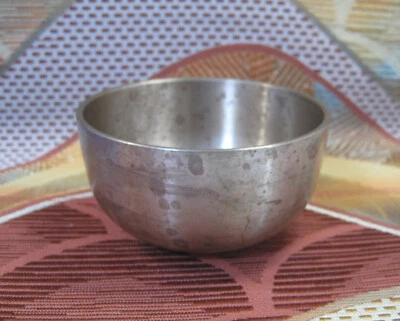 Orig.Used.Japanese Buddhist Bell .Singing Bowl.Copper Buddhist Bell.157g 8.7cm - Image 1 of 4