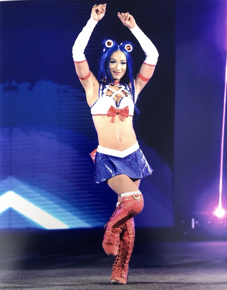 Fotografía Sasha Banks Mercedes Mone 8x10 WWE NXT AEW NJPW ROH CHAMPION Foto 1 de 1