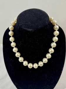 Vtg CAROLEE 80's-90"S LARGE Faux Pearl Costume Beaded Single  Strand Necklace - Bild 1 von 9