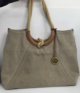 Michael Kors ISLA RING SHOULDER TOTE - Natural Great Condition - Afbeelding 1 van 9