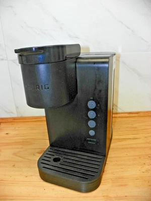 KEURIG K EXPRESS K25 SINGLE SERVE POD COFFEE MAKER BLACK DESCALED CLEANED TESTED - Image 1 of 4