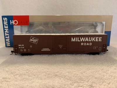 Walthers #932-3559 HO Scale Milwaukee Rd Pullman Standard 60' Auto Box Car #4130 - Image 1 of 4