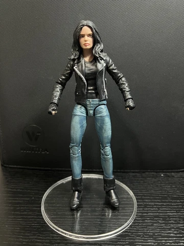 Marvel Legends Jessica Jones Netflix figure loose Cover
