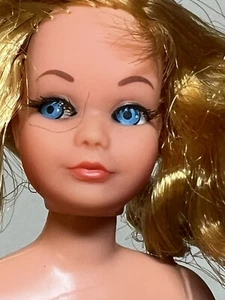 Barbie De Colección: Dramática Nueva Muñeca Patrón Viviente con Traje de Baño Original - Imagen 1 de 17