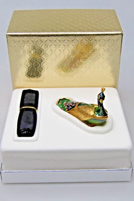 Perfume sólido Estee Lauder 2003 Pleasures Precious Peacock cristales de Swarovski Foto 1 de 4