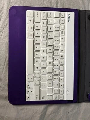 Belkin QODE Slim Style Keyboard Case F5L152 iPad Air 1st gen - Image 1 of 4