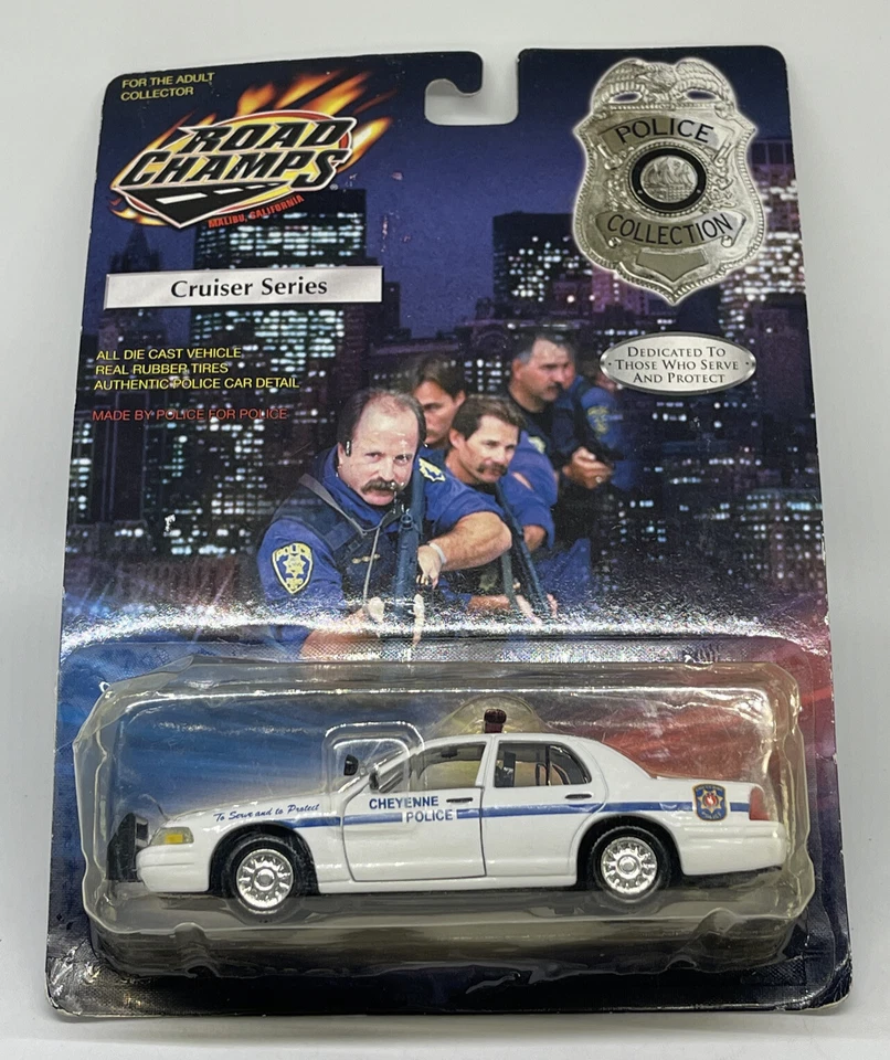 Ford Crown Interceptor Cheyenne Police 1999 Road Champs 1:43 Foto 1 de 4