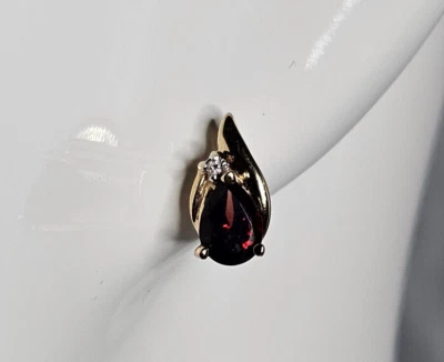 14k Yellow Gold Stud Earrings Pear Shape Red Stone & Diamond Accents 2.15 Grams - Image 1 of 4