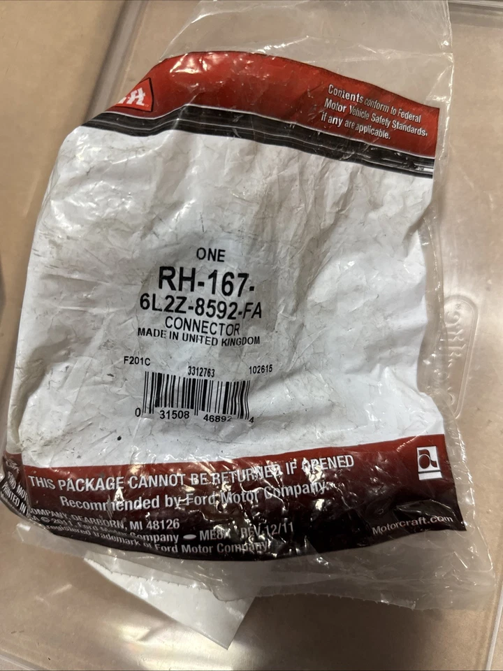 OEM  Ford Explorer 2006-2010 Motorcraft RH167 Engine Coolant Thermostat Housing - Image 1 of 3