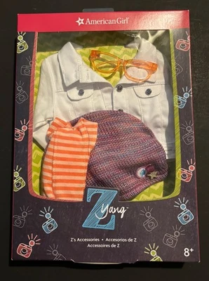 American Girl Z Yang Z’s Accesorios Sombrero Bufanda Gafas Chaqueta Retirado NUEVO Foto 1 de 3
