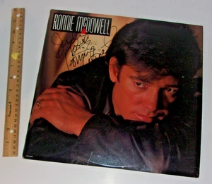 Ronnie McDowell I'm Still Missing You Record 1988 Autographed? - Picture 1 of 1