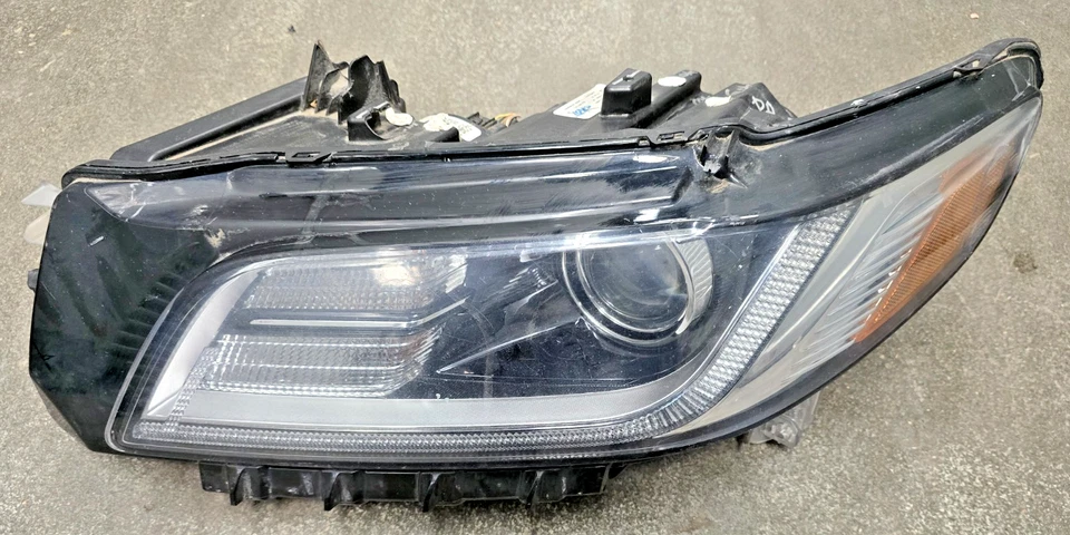 2017 LINCOLN CONTINENTAL LEFT DRIVER SIDE HEADLAMP HID HEADLIGHT 18 19 20 - Изображение 1 из 4
