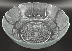 Vintage Arcoroc Fleur Frankreich Klarglas Schüssel Salat Servieren 3D überbackene Blume 9x3" - Bild 1 von 8