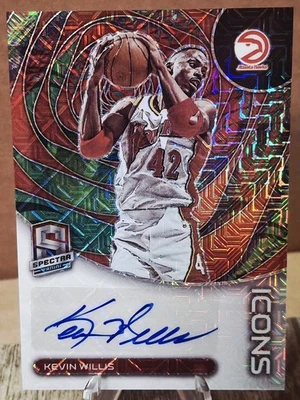 2022-23 Panini Spectra Icons Kevin Willis #IA-WIL Meta Prizm Auto/25 Foto 1 de 2