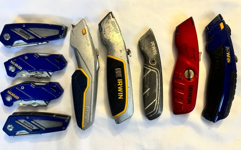 2 cuchillos utilitarios 1 hoja retráctil Irwin 1 cuchillo de hoja plegable Irwin Foto 1 de 3