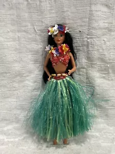 De colección Mattel Barbie 1966 Cuerpo 1980 Cabeza Polinesia Barbie Buen Estado -5929 - Imagen 1 de 11