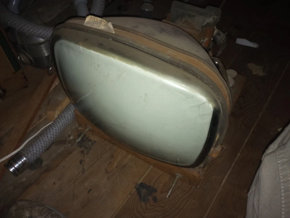 Vintage Motorola TV Chassis - Image 1 of 4