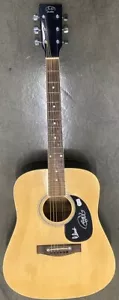 Guitarra acústica firmada por Cheech Marin y Tommy Chong BAS Beckett holograma - Imagen 1 de 13