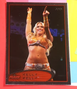 2012 Topps WWE #11 Kelly Kelly lamina d'argento - Foto 1 di 2