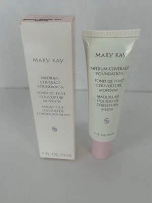 New In Box Mary Kay Medium Coverage Foundation Bronze 607 Normal/Oily -Pink Cap - Image 1 of 3
