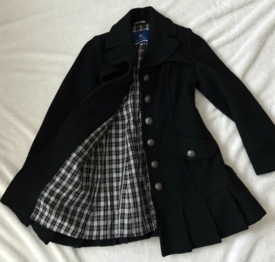 Casaco de lã feminino Burberry Blue Label prata botão plissado preto 36 (XS-S) - Imagem 1 de 4