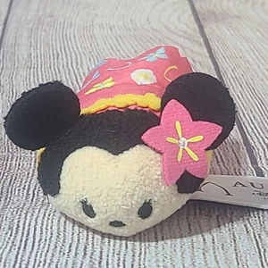 Disney Aulani Resort Tsum Tsum Plush Minnie Mouse Stuffed Animal Toy Hawaii 3.5" - Picture 1 of 8