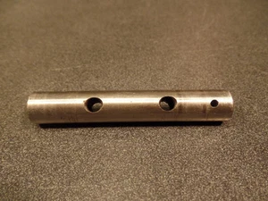 1962 62 HONDA CB77 SUPERHAWK 305 OIL FILTER SHAFT  - Picture 1 of 10