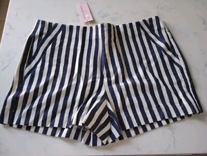 NWT Banana Republic 3 " Short 8P striped - Picture 1 of 7