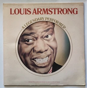 Louis Armstrong - A Legendary Performer - 1978 - Vinyl LP w/ Booklet - Picture 1 of 10