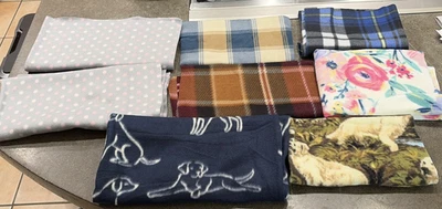 Variedad de telas de vellón estampadas 8 piezas medidas en fotos Foto 1 de 4