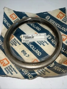 New Holland Hub Seal 9968085 - Picture 1 of 5