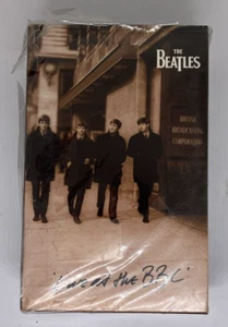The Beatles  Live At The BBC - 2 MC7 Cassette Nuovo Sigillato By Arcangelo - Foto 1 di 4