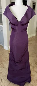 Rubin Singer Gown - Picture 1 of 9